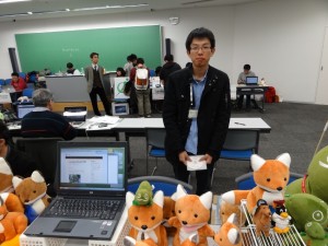 Fuminobu Takeyama at the openSUSE booth.
